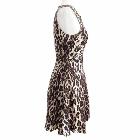 Karen Millen Fit & Flare Leopard Print Midi Dress - Picture 2 of 7